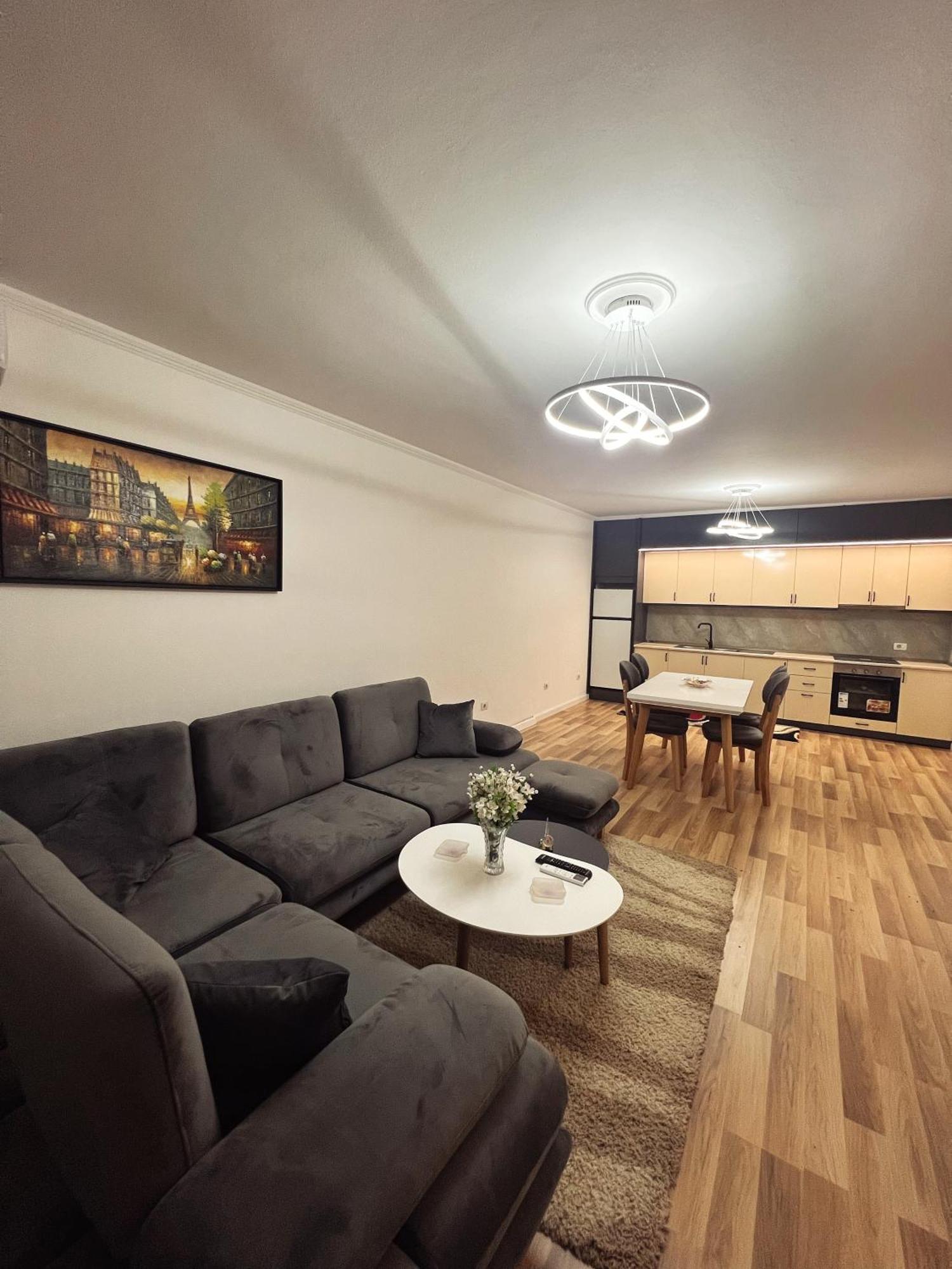 Art'S Apartment Тирана Экстерьер фото